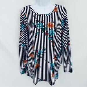 Amelia James Top/Tunic Size Medium